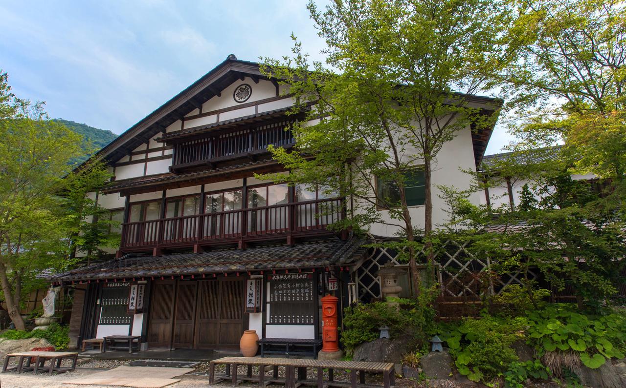 Honke Bankyu Ryokan