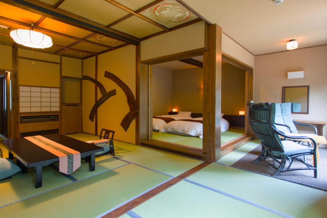 Honke Bankyu Ryokan 4*